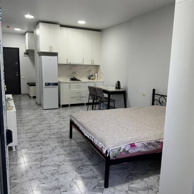 Location d'un studio lumineux et cosy, 36 m², Batoumi, Géorgie