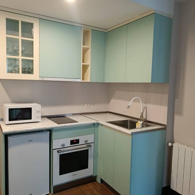 Location d'un appartement entièrement meublé avec vue sur la mer, 48 m², Batoumi, Géorgie