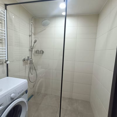 Location d'un appartement entièrement meublé avec vue sur la mer, 48 m², Batoumi, Géorgie