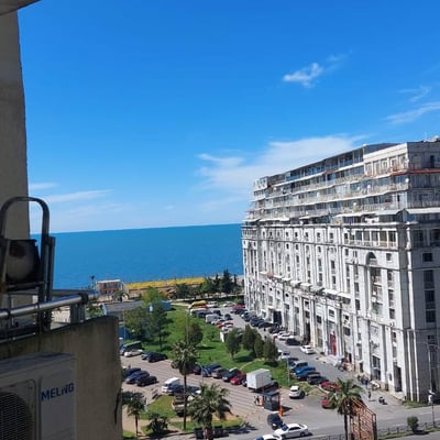 Alquiler de apartamento luminoso y confortable, 60 m², Batumi, Georgia