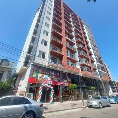Vermietung einer hellen, geräumigen Wohnung, 80 m², Batumi, Georgien