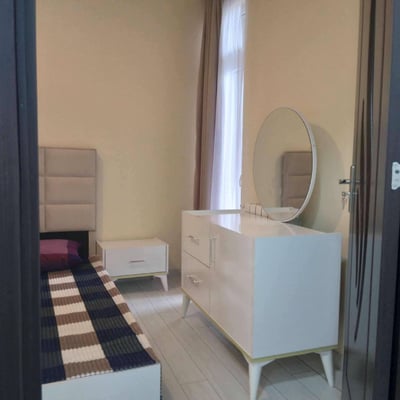 Location d'un appartement lumineux et spacieux, 80 m², Batoumi, Géorgie