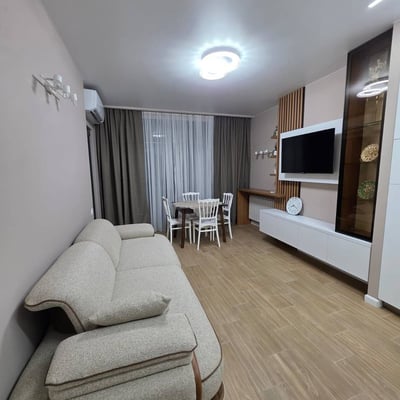 Аренда светлой, новой квартиры с балконом, 45 м², Calligraphy Towers, Батуми, Грузия