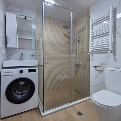 Аренда светлой, новой квартиры с балконом, 45 м², Calligraphy Towers, Батуми, Грузия