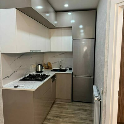 Аренда просторной, современной квартиры с балконом, 70 м², Батуми, Грузия