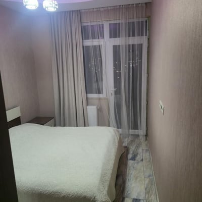 Vermietung einer komfortablen, möblierten Wohnung, 57 m², Batumi, Georgien