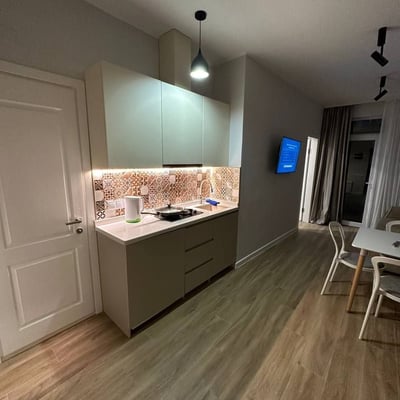 Vermietung einer modernen, möblierten Wohnung, 40 m², Batumi, Georgien