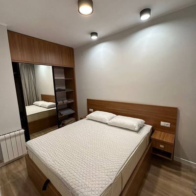 Vermietung einer modernen, möblierten Wohnung, 40 m², Batumi, Georgien