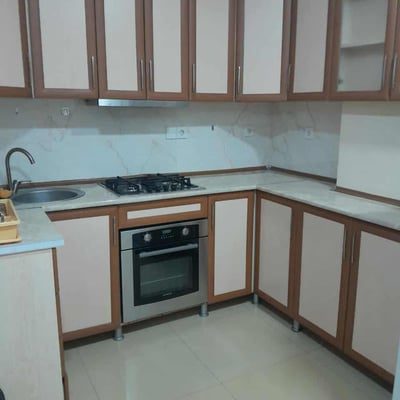 Vermietung einer hellen, geräumigen Wohnung, 75 m², Batumi, Georgien