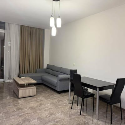 Location d'un appartement confortable et meublé, 55 m², Batoumi, Géorgie