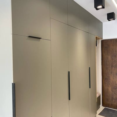 Vermietung eines gemütlichen Studios mit Balkon, 40 m², Black Sea Tower, Batumi, Georgien