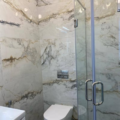 Vermietung eines gemütlichen Studios mit Balkon, 40 m², Black Sea Tower, Batumi, Georgien