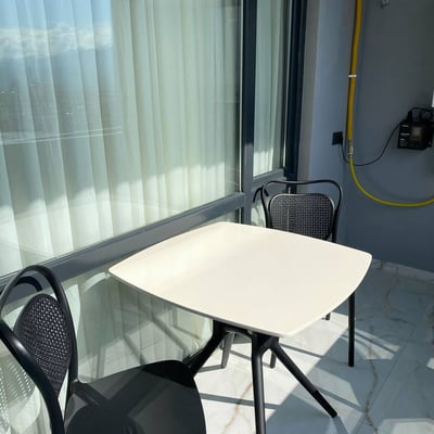 Vermietung eines gemütlichen Studios mit Balkon, 40 m², Black Sea Tower, Batumi, Georgien