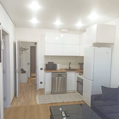 Alquiler de apartamento luminoso y confortable, 60 m², Calligraphy Towers, Batumi, Georgia