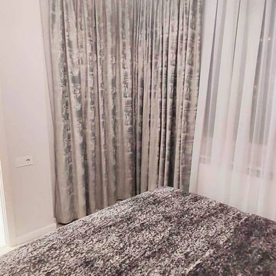 Miete einer neuen, großzügigen Wohnung, Batumi, Georgien