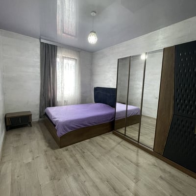 Alquiler de un apartamento nuevo y espacioso, 130 m², Batumi, Georgia