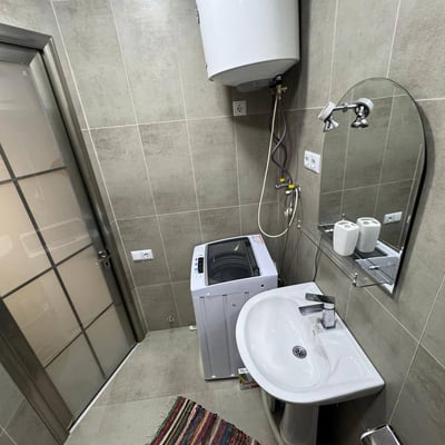 Location d'un appartement meublé, confortable, Batumi, Géorgie