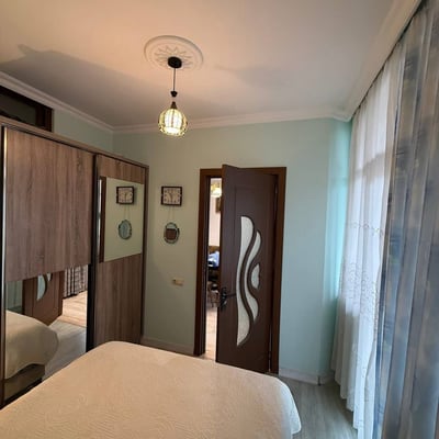 Location d'un appartement accueillant et spacieux de 75 m², Batoumi, Géorgie