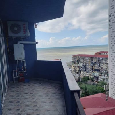Gemütliche und komfortable 60 m² Wohnung mit schöner Aussicht zu vermieten, Batumi, Georgien