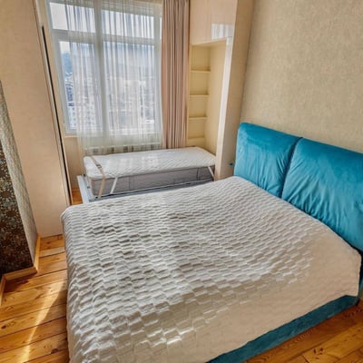 Moderne 100 m² Wohnung mit Stadtblick zu vermieten, Batumi, Georgien