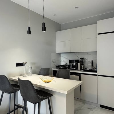 Alquiler de un apartamento moderno y amueblado de 60 m² en Black Sea Tower, Batumi, Georgia