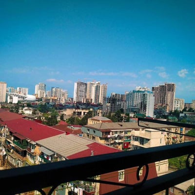 Location d'un appartement fonctionnel meublé, 60 m², Batoumi, Géorgie