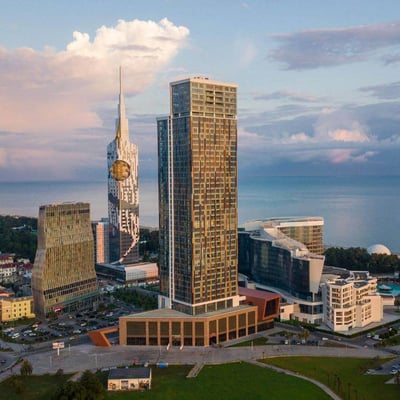 Аренда современной квартиры с видом на море в районе Старого города, 57 м², Батуми, Грузия