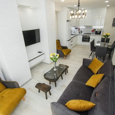 Alquiler de apartamento luminoso y nuevo, 75 m², Batumi, Georgia