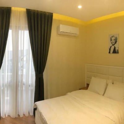 Alquiler de apartamento de lujo con vista directa al mar, 115 m², Batumi, Georgia