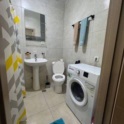 Vermietung eines gemütlichen Studios mit Stadtblick, 37 m², Dar Building, Batumi, Georgien