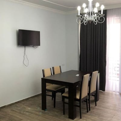 Alquiler de apartamento luminoso y confortable, 65 m², Batumi, Georgia