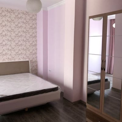 Alquiler de apartamento luminoso y confortable, 65 m², Batumi, Georgia