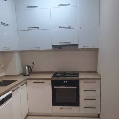 Alquiler de apartamento amplio y confortable, 90 m², Batumi, Georgia