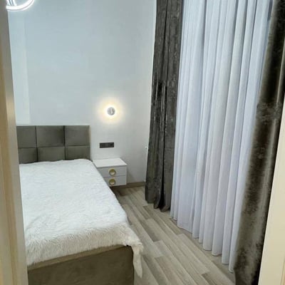 Аренда светлой, комфортной квартиры с балконом, 60 м², Black Sea Towers, Батуми, Грузия