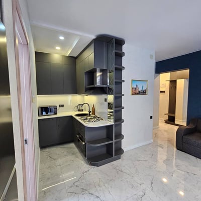 Location d'un appartement confortable et meublé avec balcon, 65 m², Batoumi, Géorgie
