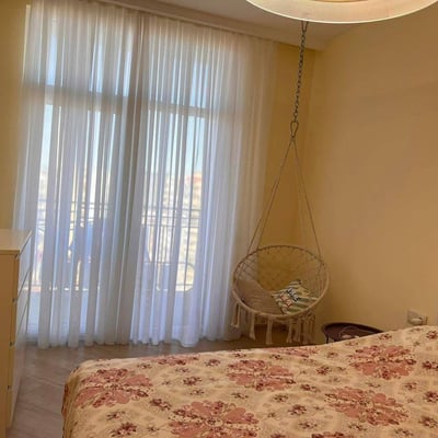 Alquiler de apartamento acogedor и moderno cerca del parque, 55 m², Batumi, Georgia