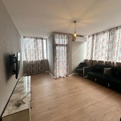 Alquiler de apartamento espacioso y confortable de 75 m², Batumi, Georgia