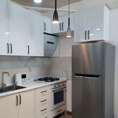 Alquiler de larga duración de un apartamento acogedor a estrenar, Batumi, Georgia