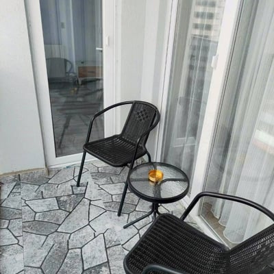 Alquiler de larga duración de un apartamento acogedor a estrenar, Batumi, Georgia