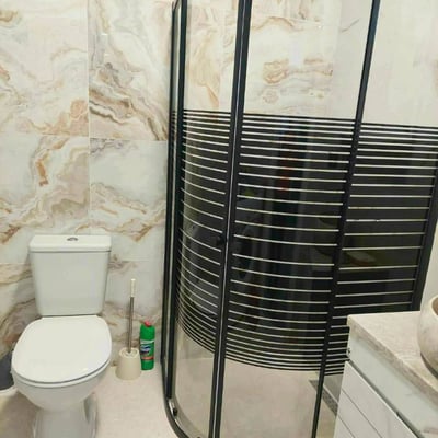Alquiler de larga duración de un apartamento acogedor a estrenar, Batumi, Georgia