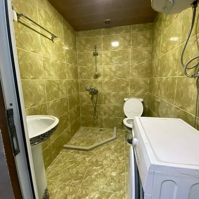 Miete einer komfortablen, möblierten Wohnung, Batumi, Georgien