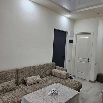 Vermietung einer gemütlichen, komfortablen Wohnung mit Balkon, 45 m², Batumi, Georgien