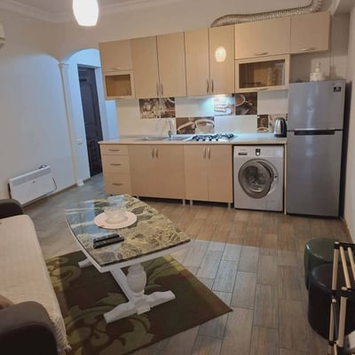 Аренда светлой, меблированной квартиры, 40 м², Батуми, Грузия