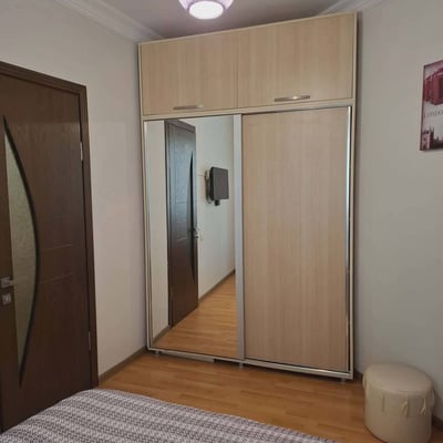 Location d'un appartement lumineux et meublé, 40 m², Batoumi, Géorgie
