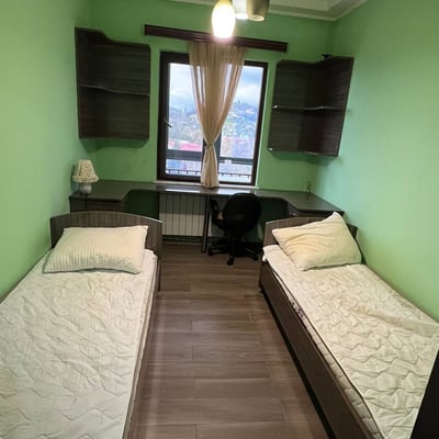 Alquiler de apartamento amueblado junto al mar, 80 m², Batumi, Georgia