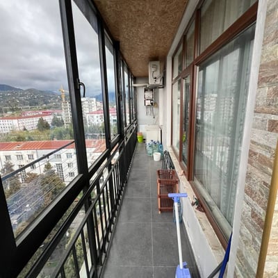 Alquiler de apartamento amueblado junto al mar, 80 m², Batumi, Georgia