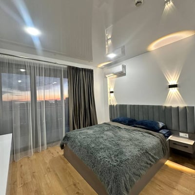 Alquiler de estudio luminoso y confortable con balcón, 35 m², Batumi, Georgia