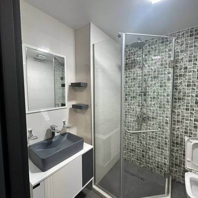 Alquiler de estudio luminoso y confortable con balcón, 35 m², Batumi, Georgia