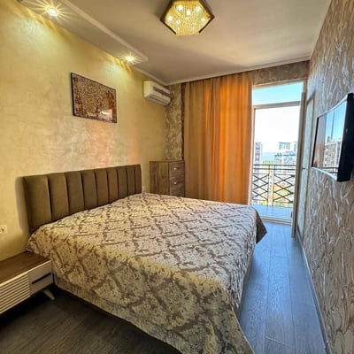 Rent a luxury, spacious apartment with sea and mountain view, 118 m², Batumi, Georgia