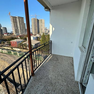Vermietung einer hellen, funktionalen Wohnung, 44 m², Batumi, Georgien